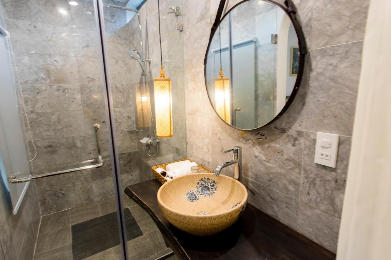 Life Boutique Hotel Hue Bagian luar foto